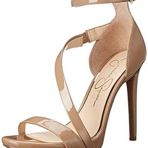 Jessica Simpson nude pumps / heels